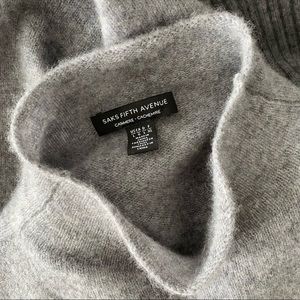 Saks Fifth Avenue 100% Cashmere Mockneck Sleevless Sweater L Large